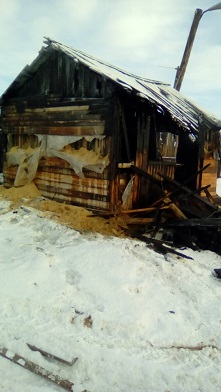 В январе 2017 года пожары повредили сеновал и уничтожили гараж.