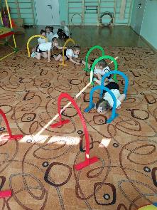 В нашем детском саду " Ромашка" МКОУ СОШ 2 в группе "Фантазеры" спортивное мероприятие началось с разминки.