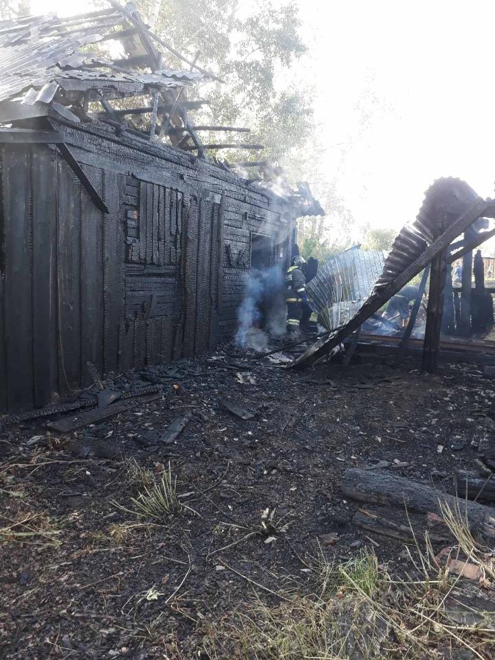 «Сообщает служба 01»В августе на территории Куйтунского района пожары произошли в неэксплуатируемых строениях.