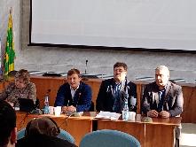 В пятницу 18 марта, в рамках рабочей поездки, Куйтунский район посетил министр сельского хозяйства Иркутской области И.П. Сумароков.