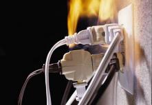 МЧС предупреждает: самые распространенные причины пожаров зимой – электротехнические!